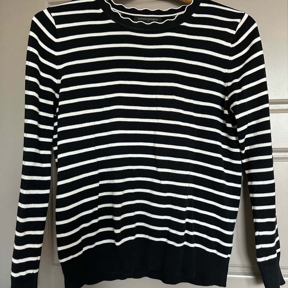Women’s Black and White Striped Sweater